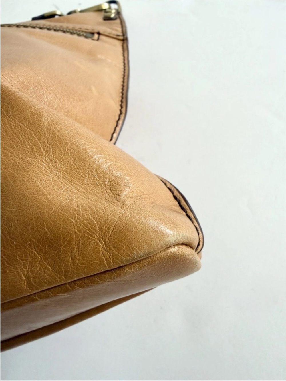 HOBO Tan Leather Crossbody Clutch Bag - Picture 9 of 9